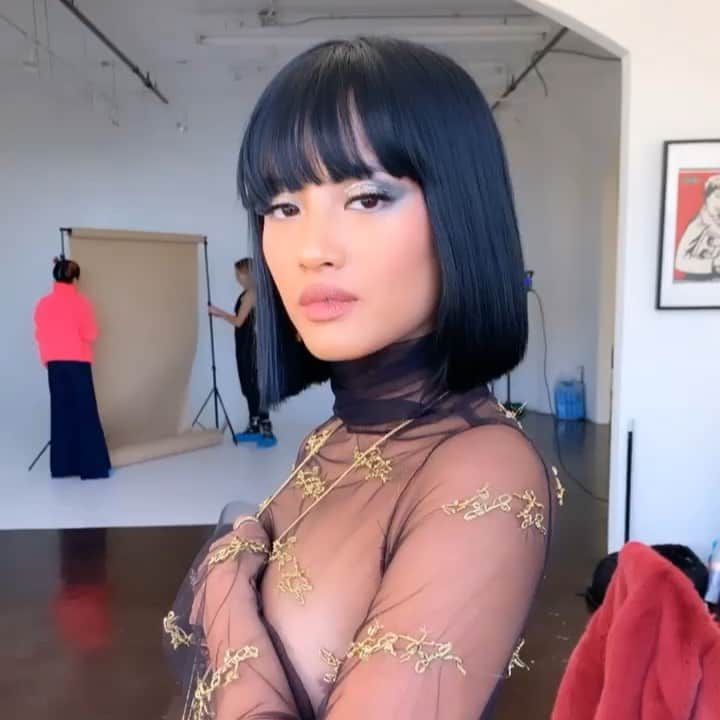 エマリン・エストラーダのインスタグラム：「oh hey 🙋‍♀️ dress by @thejaylataylorr」