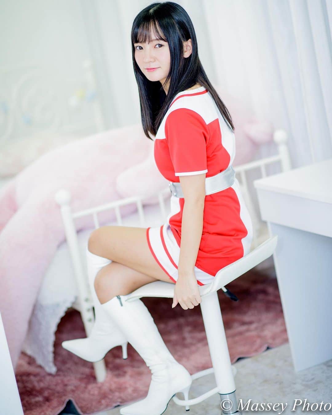 のインスタグラム：「. . . . 「studio ZOOM」で撮った写真です。 モデルは、西永彩奈ちゃんです。 It is a picture taken in the studio “studio ZOOM”. Her name is Ayana Nishinaga. . . #ポートレート #ポートレート女子 #ポートレートモデル #ポートレート撮影 #ポートレート部 #ポートレイト #ポトレ #被写体 #モデル #被写体モデル #写真部 #東京カメラ部 #美脚 #制服 #西永彩奈 #撮影会モデル #撮影会の女神さま #portrait #excellent_portraits #girlsphoto #lovers_nippon_portrait #portrait_perfection #portraitphotography #japanesegirl #japanesemodel #model #tokyogirl #good_portraits_world #모델촬영 #인물사진교실」