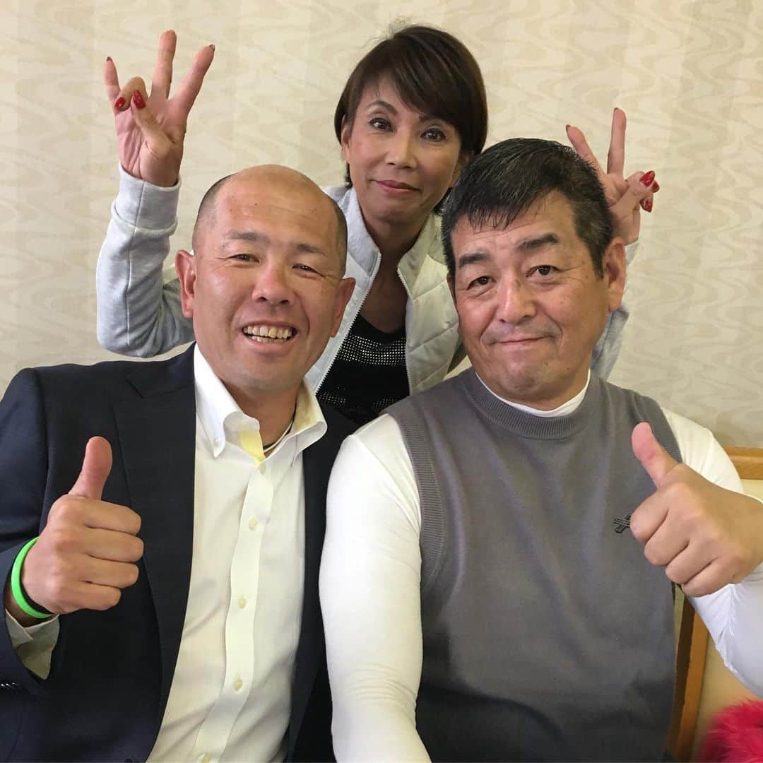 小田幸平のインスタグラム：「今日はテラカップにお邪魔しました。エントリーの社長が寺本さんなのでテラカップ⛳️仲良し角夫妻とパシャ📷#埼玉県#平成ゴルフクラブ#角盈男さん#エントリー」