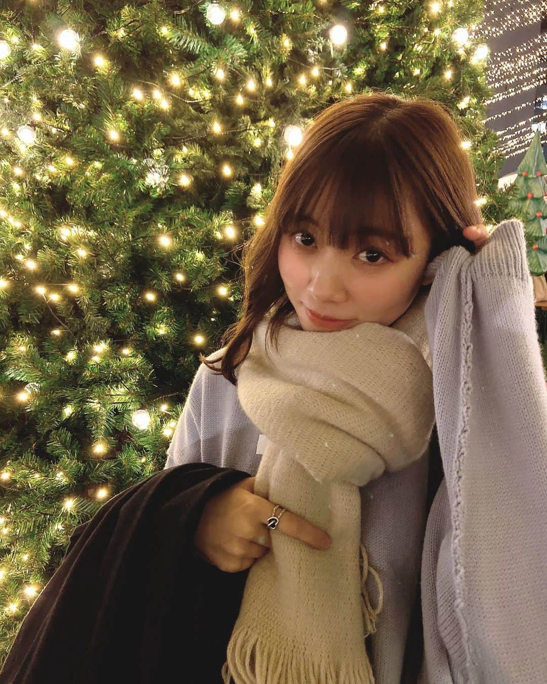 駒田京伽さんのインスタグラム写真 - (駒田京伽Instagram)「✨🎄✨ クリスマスマーケット 人生で初めて行った🎅  淡い水色のニットお気に入り🧶 @beep_ss  #beep  #福岡 #クリスマス」12月10日 16時04分 - hiroka_komada