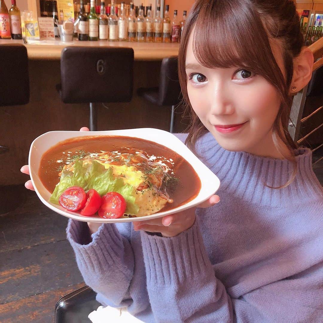 田中菜津美さんのインスタグラム写真 - (田中菜津美Instagram)「なおとランチして来た💘 久しぶりに会えた😊😊 . 今日もなお安定の5分遅刻🤟🏻笑 . #ケバブ #グルグルチキン #大名」12月10日 16時21分 - natsumitanaka_0810