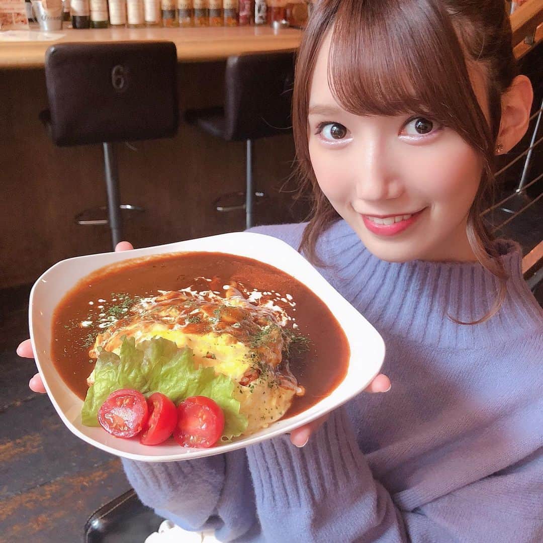 田中菜津美さんのインスタグラム写真 - (田中菜津美Instagram)「なおとランチして来た💘 久しぶりに会えた😊😊 . 今日もなお安定の5分遅刻🤟🏻笑 . #ケバブ #グルグルチキン #大名」12月10日 16時21分 - natsumitanaka_0810