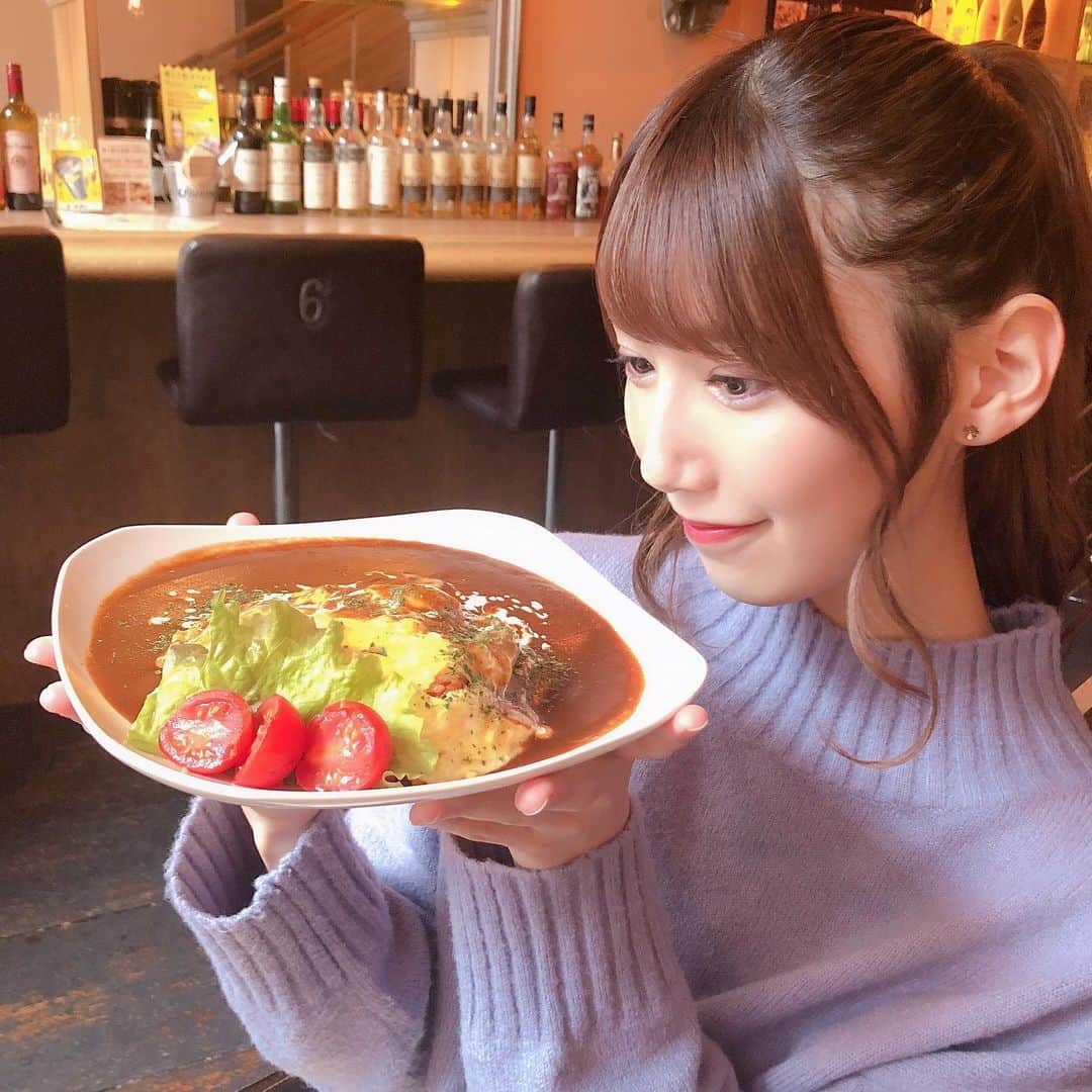 田中菜津美さんのインスタグラム写真 - (田中菜津美Instagram)「なおとランチして来た💘 久しぶりに会えた😊😊 . 今日もなお安定の5分遅刻🤟🏻笑 . #ケバブ #グルグルチキン #大名」12月10日 16時21分 - natsumitanaka_0810