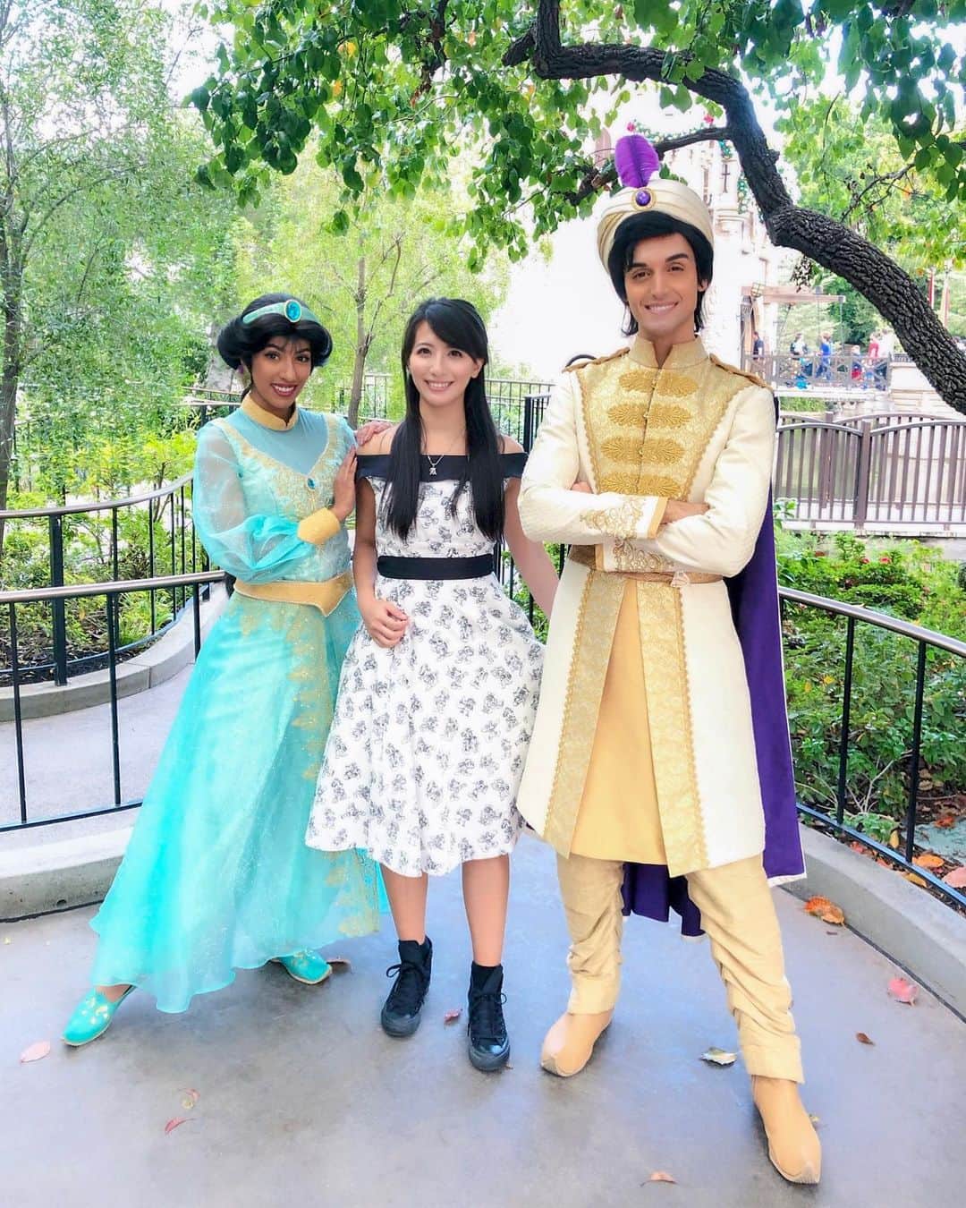 矢部あやのインスタグラム：「201811 4day アラジンとジャスミン ・ #disneylandresort #alladin #jasmine」
