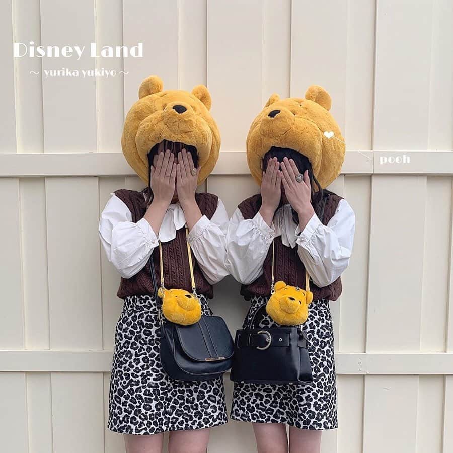 のインスタグラム：「クリスマスディズニーに行くなら、かわいい「ファンキャップ」が欠かせない♡﻿ ﻿ ﻿ いま気になる、ディズニーの #ファンキャップ を集めました！﻿ ﻿ ①プーさん﻿ ②白うさぎ﻿ ③ミッキー＆ミニー﻿ ④ハムさん﻿ ⑤ダルメシアン﻿ ⑥バターカップ﻿ ⑦オズワルド﻿ ⑧ミスバニー＆とんすけ﻿ ﻿ ﻿ コーデや写真の撮り方も参考にしてみてくださいね♡﻿ ﻿ ﻿ これだと思うファンキャップさえGETできれば、もうディズニーを120％確実に楽しめること間違いなしです 🐭🐭﻿ ﻿ _____________________________________________﻿ photo by﻿ @___rinyan﻿ @____yuri.21﻿ @_sisity_﻿ @1016__hs﻿ @natyu_0703﻿ @___10969﻿ @rriry_16﻿ @aomaru_ru﻿ @shii__19﻿ ﻿ ﻿ #isuta #イスタ #ディズニーコーデ﻿ #ファンキャップ #トイストーリー﻿ #かぶりもの #東京ディズニーランド﻿ #東京ディズニーシー #コロンビア号 #淡色コーデ﻿ #シミラールックディズニー #オズワルドコーデ﻿ #101匹わんちゃん #ダルメシアンコーデ﻿ #白うさぎコーデ #白うさぎ #バターカップ﻿ #ミスバニー #とんすけ #双子コーデ﻿ #プーさんコーデ #スリンキー #スリンキーコーデ﻿ #トイストーリーバウンド #スリンキーコーデ﻿ #お洒落さんと繋がりたい #TDLコーデ #TDSコーデ #クリスマスディズニー #クリスマスディズニーシー  #クリスマスディズニーランド」