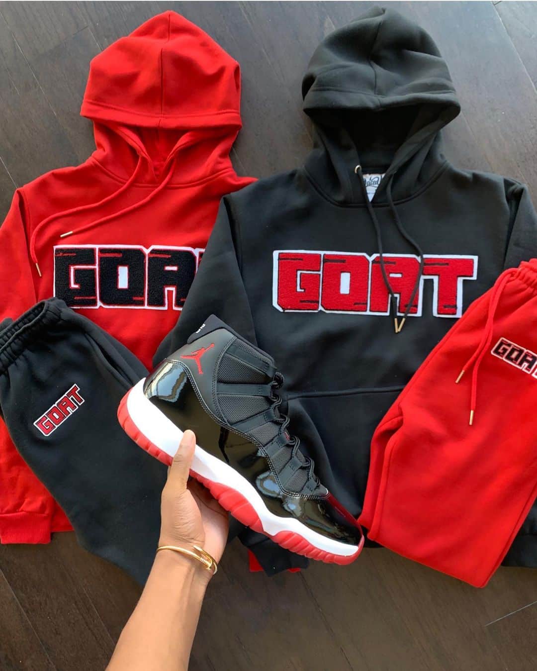 Sneakgalleryさんのインスタグラム写真 - (SneakgalleryInstagram)「Our “Bred” GOAT Chenille Sweatsuit available in black and red. Perfect for this weekend’s Bred 11 release. 🔥」12月11日 5時03分 - sneakgallery