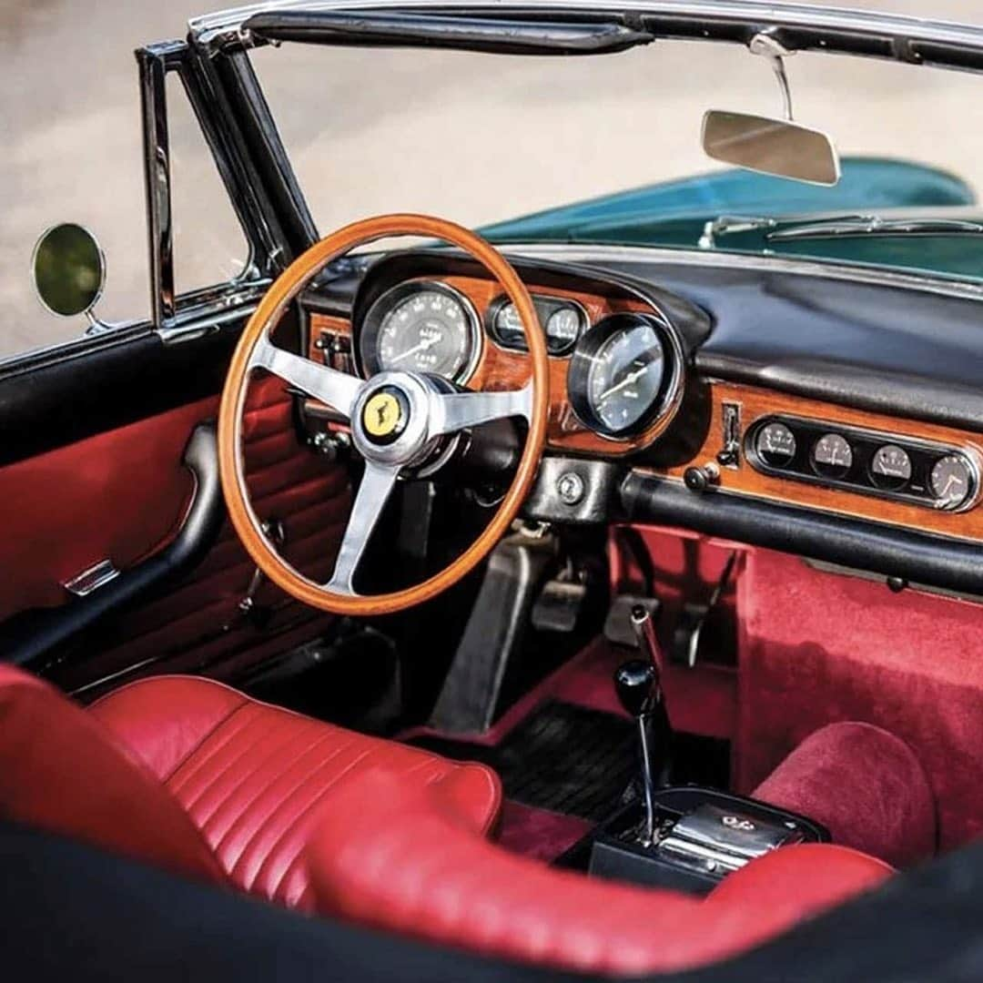 HYPEBEASTさんのインスタグラム写真 - (HYPEBEASTInstagram)「#hypeAF: An extremely rare 1965 @Ferrari 275 GTS is currently available for auction over at renowned automotive auction house RM Sotheby’s. First released almost 55 years ago, only 200 units of the elegant Pininfarina-designed convertible were produced, featuring a legendary 3.3-L Columbo V12 engine and finished in Verde Pino Metalizzato paint. The car was originally owned by Prince Abdallah Moulay, the brother of King Hassan II of Morocco, the classic Ferrari is now being offered for $1.6 million USD. Head to the link in bio to take a closer look at the historic gem. ⁠⠀ Photo: Rm Sotheby's」12月11日 5時17分 - hypebeast