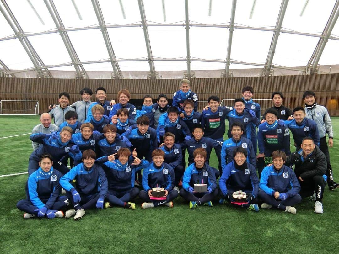 松本拓也さんのインスタグラム写真 - (松本拓也Instagram)「今日が2019シーズンのメンバーで行う最後の練習でした。  このメンバーで最高の結果を残せなかったですが、最高のメンバーでした。」12月10日 20時43分 - official.matsu