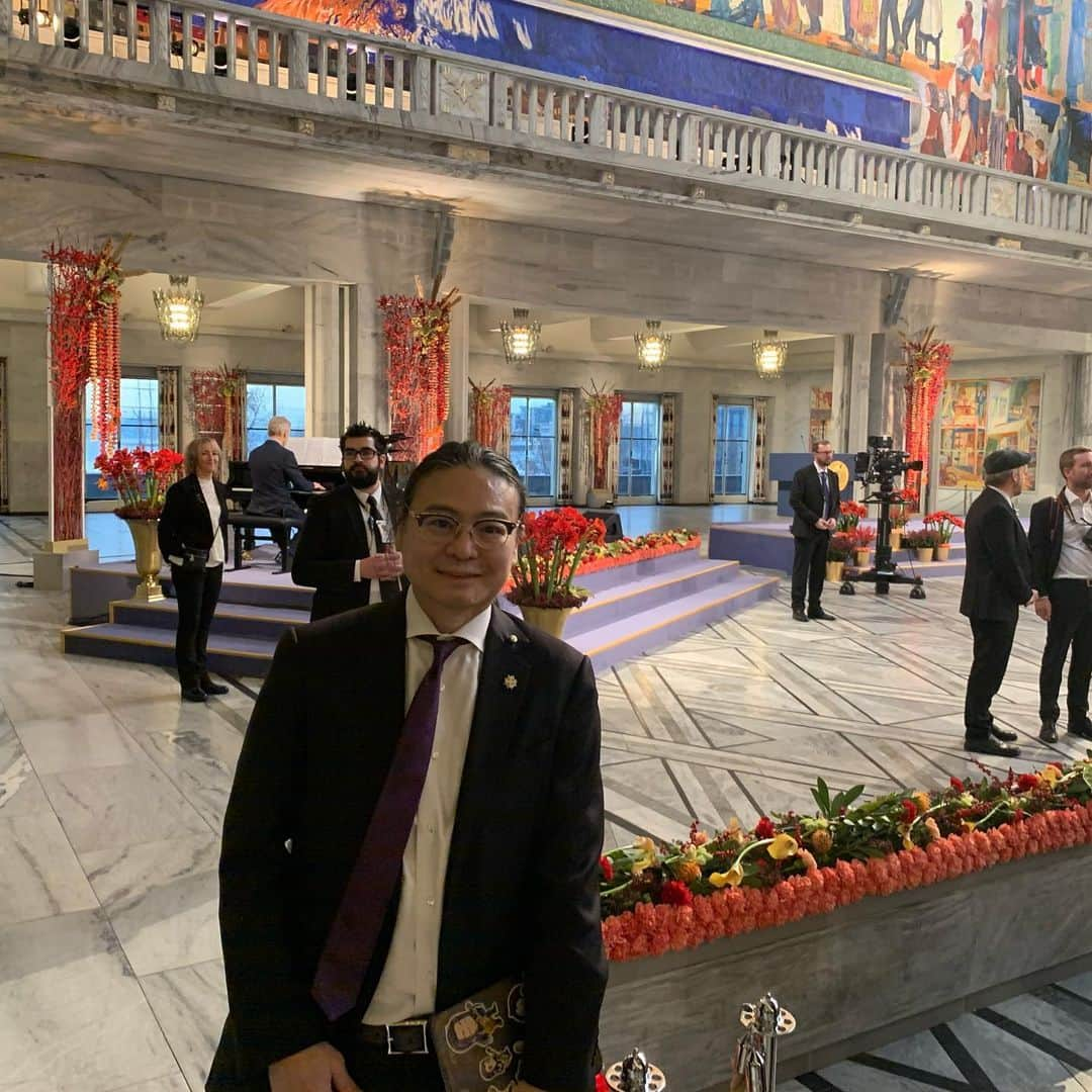 苫米地英人さんのインスタグラム写真 - (苫米地英人Instagram)「Nobel Peace Prize Award Ceremony starting soon. まもなくノーベル平和賞受賞式開始」12月10日 20時57分 - drtomabechi