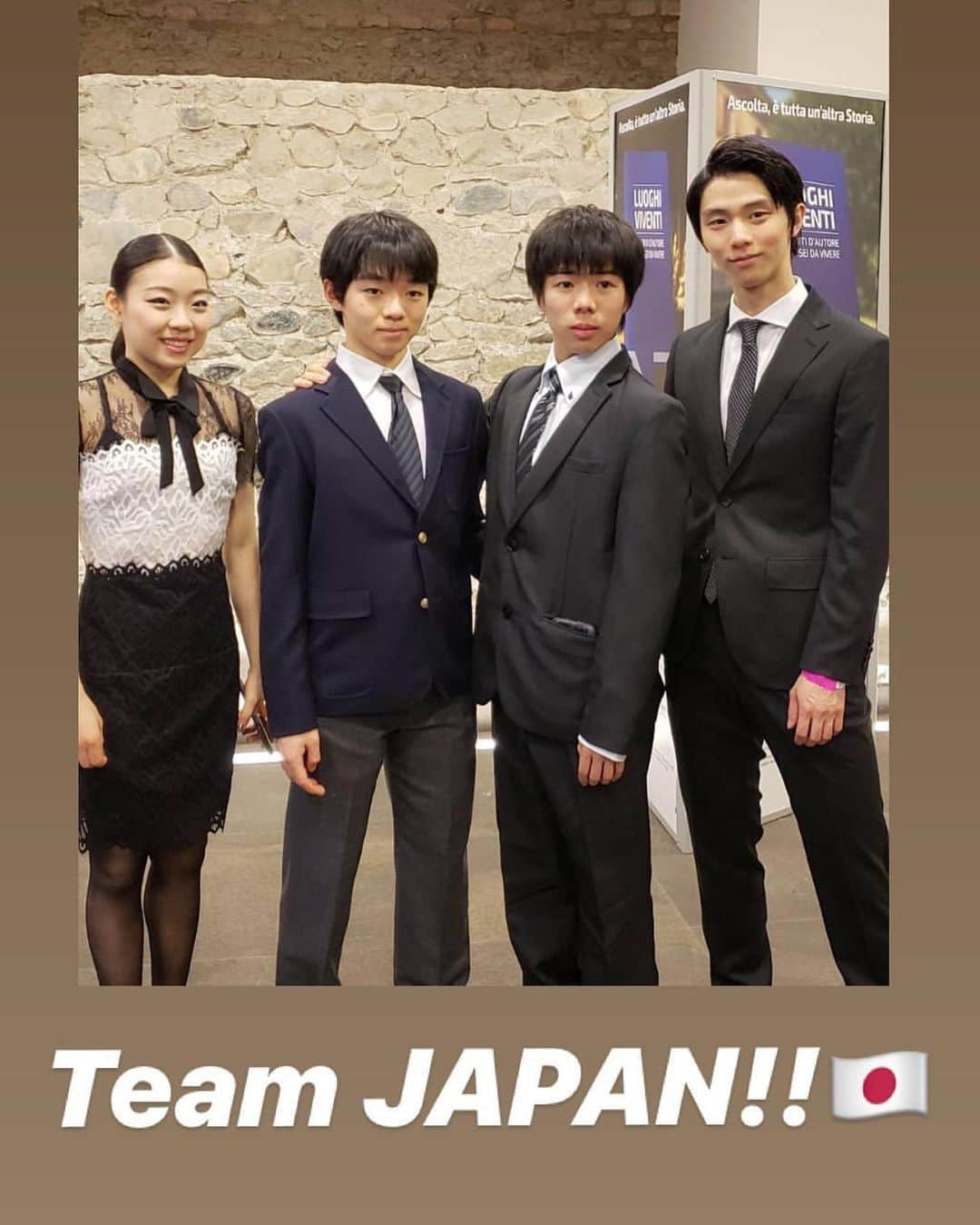 羽生結弦さんのインスタグラム写真 - (羽生結弦Instagram)「#Repost @yuma_kagiyama15 @vasilyeva.vika @corradogiordani ♡ #羽生結弦 #yuzuruhanyu #figureskating #figureskater」12月10日 21時06分 - yuzu_kanami