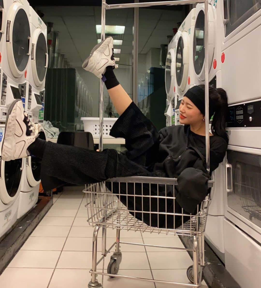 チェユラさんのインスタグラム写真 - (チェユラInstagram)「I'll do the laundry 👕‼️」12月10日 21時15分 - youra_ch0i