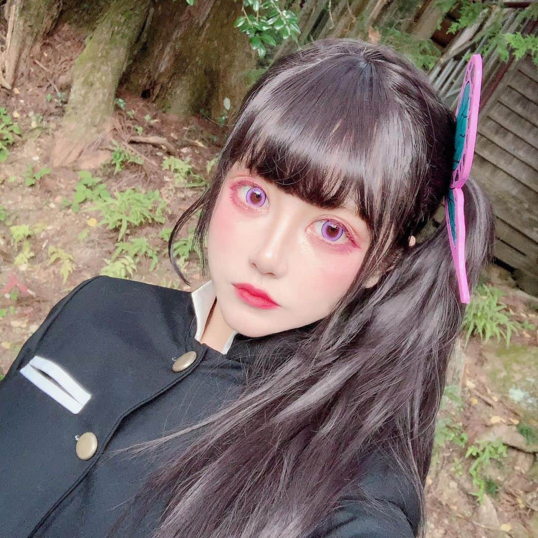 赤羽律のインスタグラム：「・栗花落カナヲ・ ・ ・  #栗花落カナヲ #鬼滅の刃 #きめつのやいば  #コスプレ #コスプレイヤー #cosplay #cosplayer #kimetsunoyaiba #demonslayer #kanaotsuyuri」