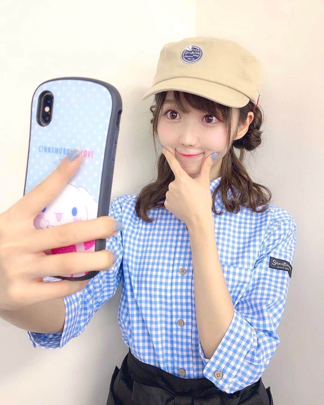 大谷映美里さんのインスタグラム写真 - (大谷映美里Instagram)「🍭🍬🍭🍬 ㅤㅤㅤㅤㅤㅤㅤㅤㅤㅤㅤㅤㅤ スイパラさんの制服かわいい〜着られて嬉しい… ヘアも初めてやっていただいた髪型です〜😋💕 ㅤㅤㅤㅤㅤㅤㅤㅤㅤㅤㅤㅤㅤ コラボは12/12から、計4店舗で🐏🍼🌙 新宿東口店 川崎ダイス店 仙台パルコ店 広島パルコ店 コラボメニューやグッズもあります！ぜひ ᐠ ♡ ᐟ ㅤㅤㅤㅤㅤㅤㅤㅤㅤㅤㅤㅤㅤ 今回はね、ラーメンじゃなくてスイーツ界で大好きな アップルパイにしたんだ🍎 ㅤㅤㅤㅤㅤㅤㅤㅤㅤㅤㅤㅤㅤ #スイパラ #スイーツパラダイス #sweetsparadise」12月10日 22時34分 - otani_emiri