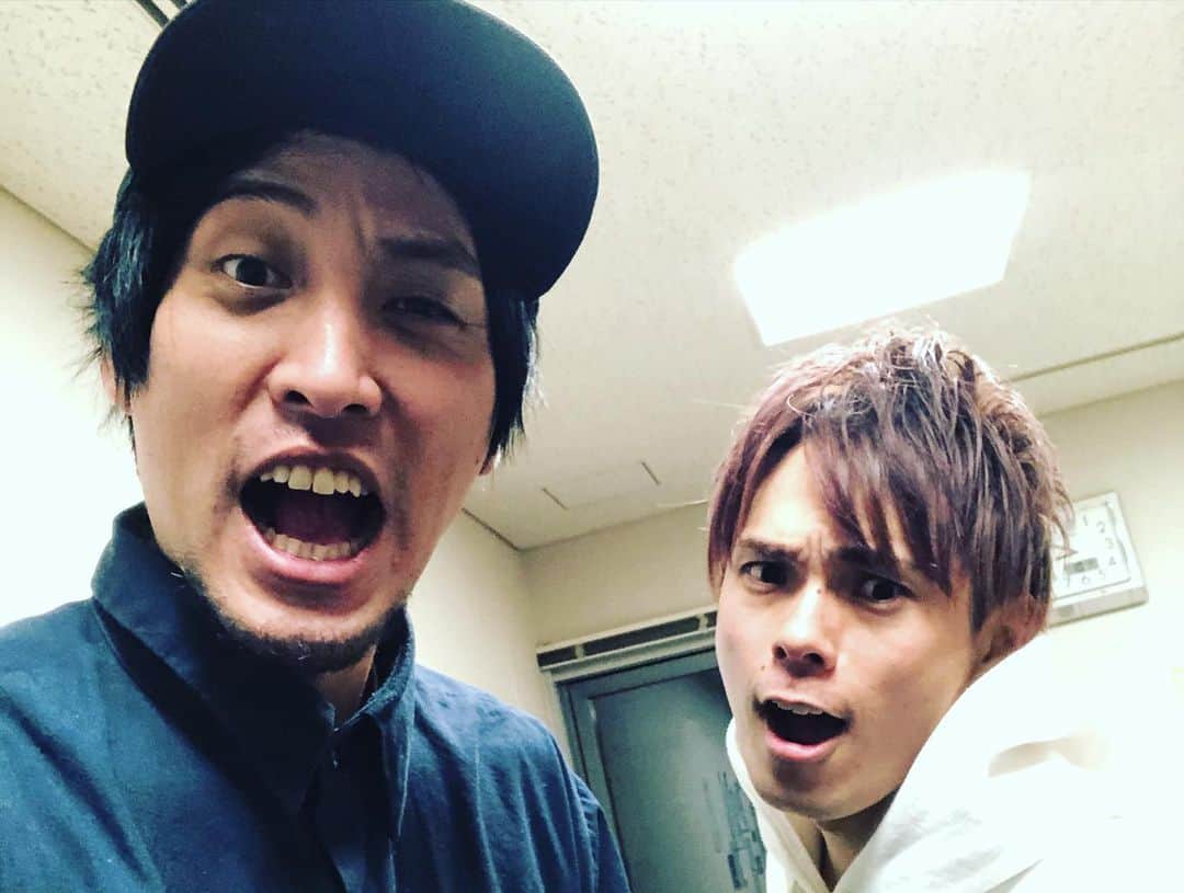 爆ノ介さんのインスタグラム写真 - (爆ノ介Instagram)「爆ノ介Presents 『BDB〜爆裂地肩バトル〜』 神回神回神回神回神回神回神回神回神回神回神回神回神回神回神回神回神回神回神回神回神回神回神回！！ #BDB #爆ノ介 #祇園木崎さん #令和喜多みな実 #ビスケットブラザーズ #湯たんポリン」12月10日 22時58分 - bakunosuke