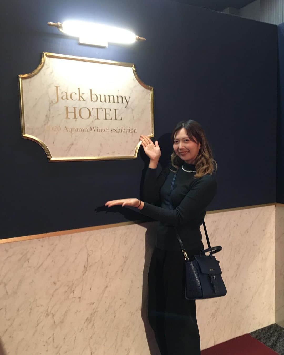 石山千晶さんのインスタグラム写真 - (石山千晶Instagram)「Jack Bunnyの展示会にお邪魔してきました✨ 来年のウエアが展示されていて、可愛すぎて失神するかと思いました🤣笑 またコーデをアップしますので是非見てください💓💓 @jackbunny_official  #jackbunny #ゴルフ #ゴルフウエア」12月10日 23時03分 - chiaki_ishiyama0428