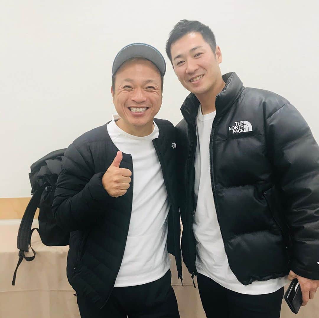 西岡剛のインスタグラム：「今日トークショーに参加していただきありがとうございました。 『全ての行動には意味がある』 DJケチャップさん最高です👍  #djケチャプ #西岡剛」
