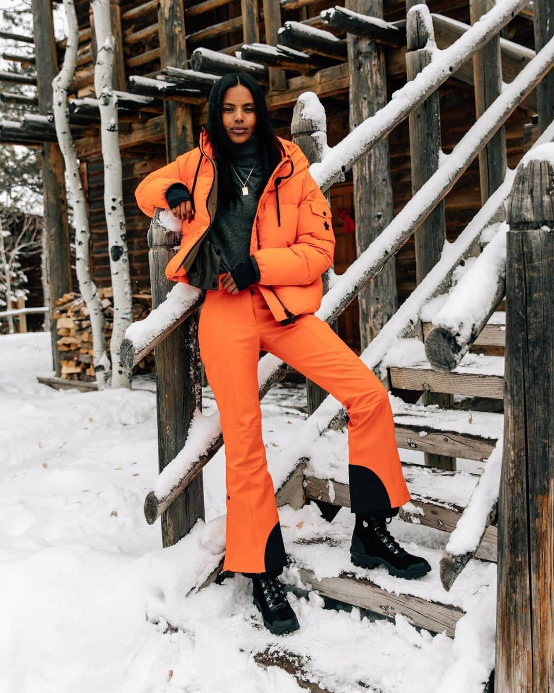 モンクレールさんのインスタグラム写真 - (モンクレールInstagram)「Ready, set, snow ❄️ @GraceMahary in #MONCLERGRENOBLE at the Grand Teton National Park, Wyoming. _ #MONCLERGENIUS #JETAPORTER @netaporter @SandroMandrino」12月11日 0時11分 - moncler