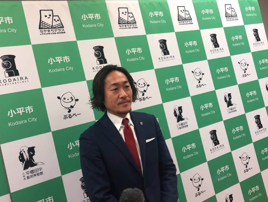 石川直宏さんのインスタグラム写真 - (石川直宏Instagram)「今日は小平にてシーズン終了報告会を🤝 小林正則市長をはじめ、小平市の関係各所の皆様に素敵なおもてなしをしていただきました✨ 来シーズンはシャーレを掲げ、優勝報告が小平の皆様にも出来る様に🏆 . #小平市 #小平 #Kodaira #シーズン終了報告会 #fctokyo #FC東京 #tokyo #FC東京ファミリー #林彰洋 #三田啓貴 #中村拓海 #fctokyoclubcommunicator  #FC東京クラブコミュニケーター #CC」12月11日 0時47分 - sgss.18