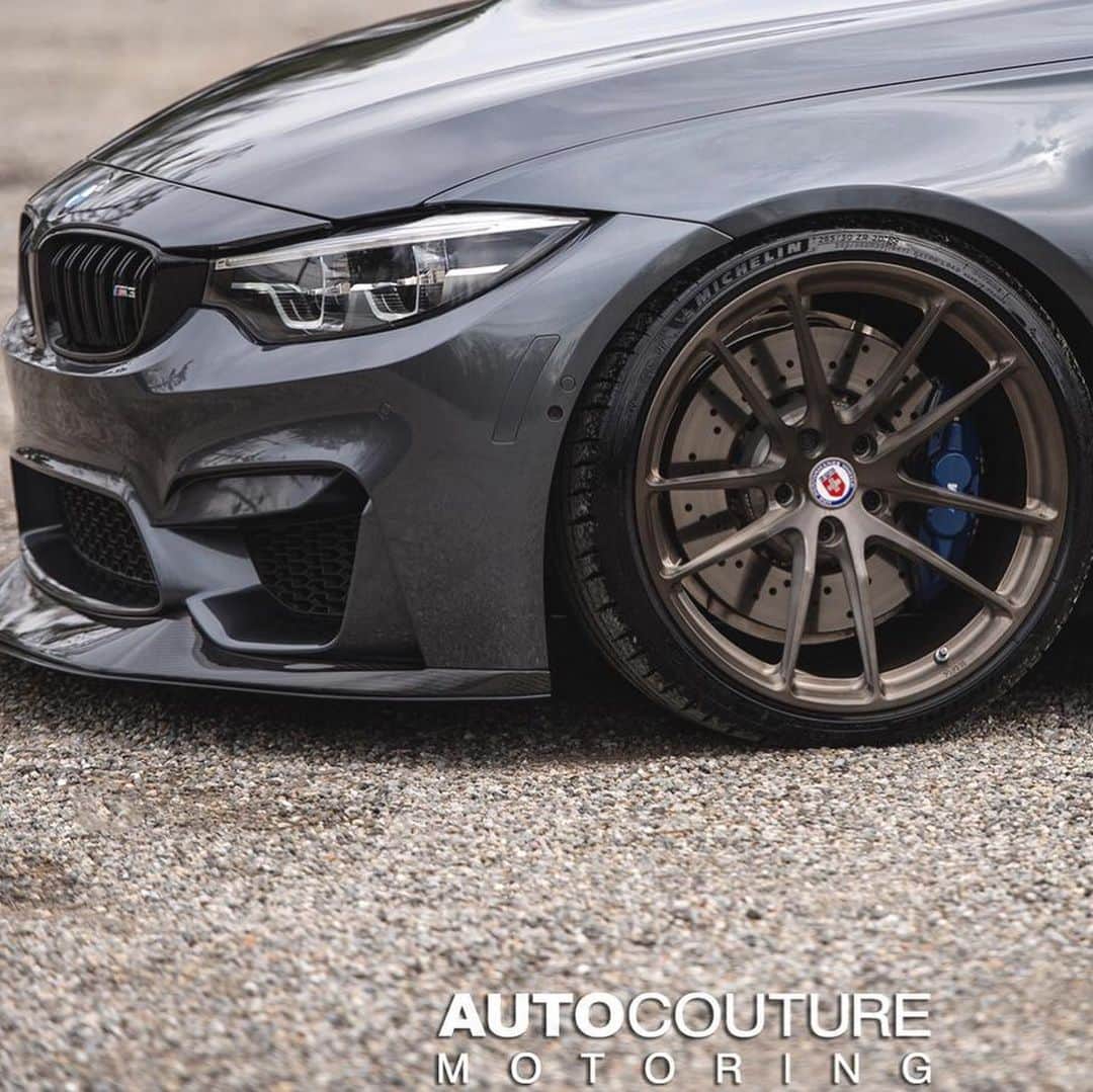 CarsWithoutLimitsさんのインスタグラム写真 - (CarsWithoutLimitsInstagram)「Simple but yet so clean F80 M3 Follow @autocouture  #carswithoutlimits #autocouture #bmw #f80 #m3」12月11日 2時25分 - carswithoutlimits