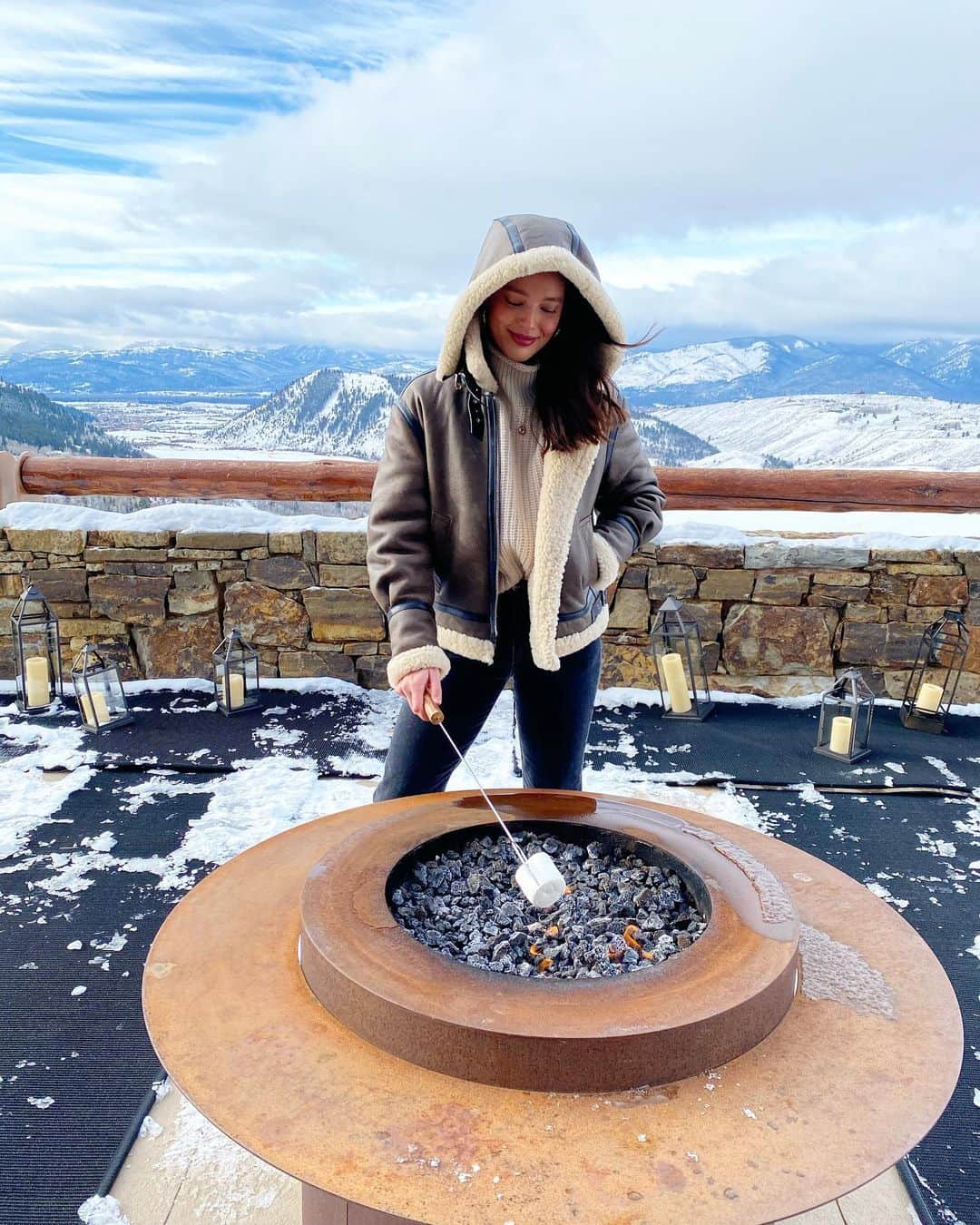 のインスタグラム：「Until next time Jackson Hole 🔥❤️ @netaporter #jetaporter」