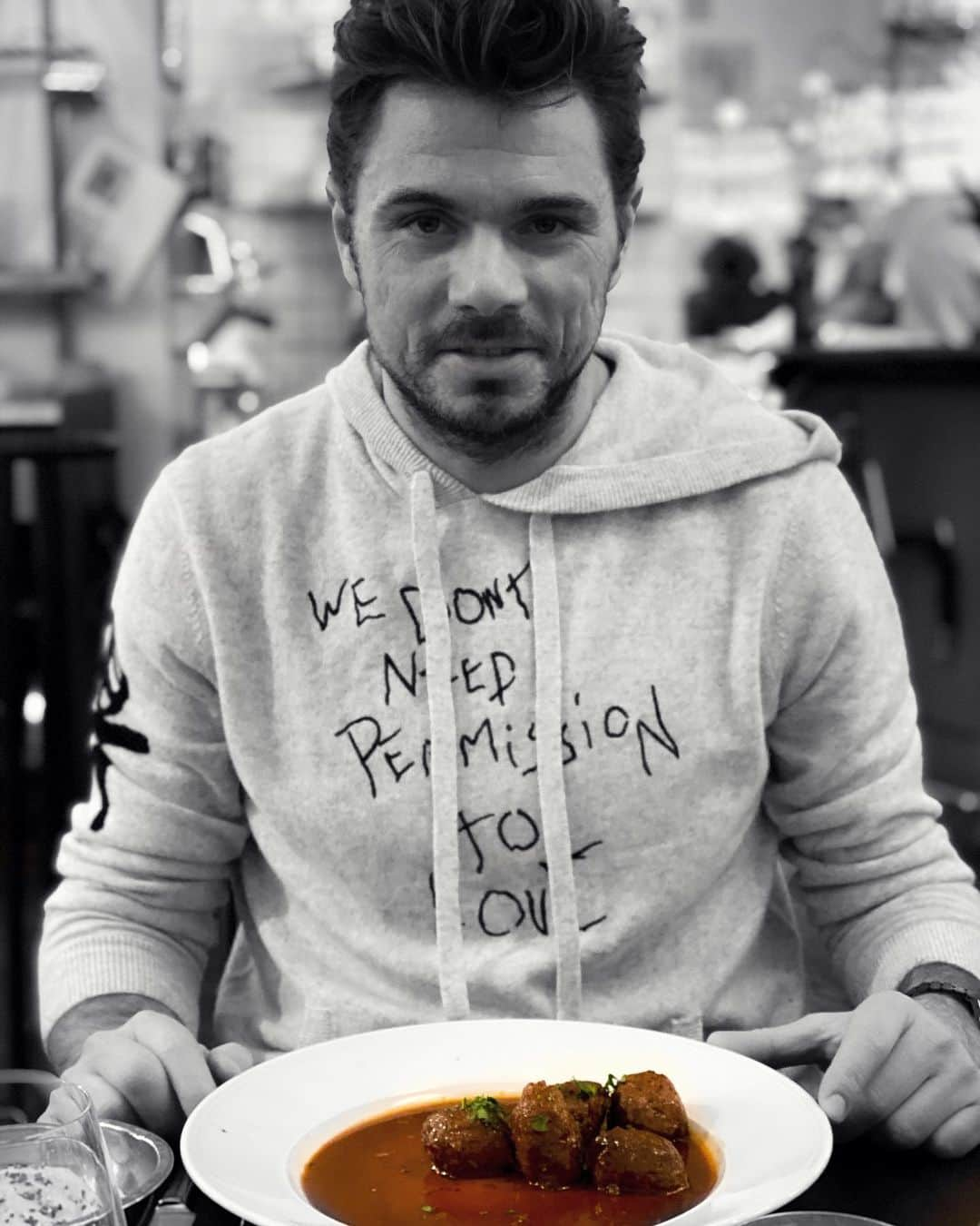 スタニスラス・ワウリンカさんのインスタグラム写真 - (スタニスラス・ワウリンカInstagram)「Is it really a trip to Stockholm if you don’t get some meatballs ?? 😋🧆💥♟ #meatballs #food #foodlover #stockholm #musthave #stantheman」12月11日 3時57分 - stanwawrinka85