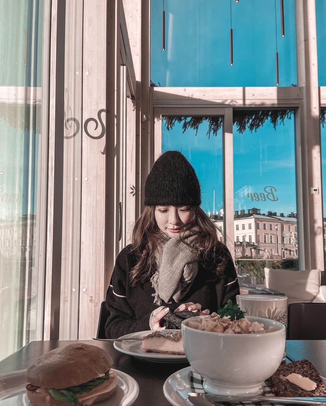 Giann Chanのインスタグラム：「對helsinki 的歐陸建築沒有審美疲勞。#helsinki #finland #ctytravelmap」