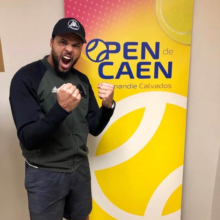 ジョー＝ウィルフリード・ツォンガのインスタグラム：「Merci @unjpt de nous permettre de participer à ces beaux tournois ! 🎾🇫🇷 Rendez-vous demain 20h pour la finale @opencaen ! 💪🏽 #opencaen #tsongateam #allinacademy」