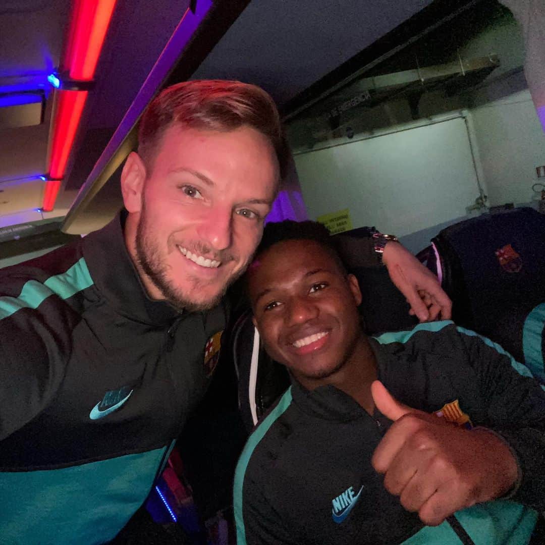 イヴァン・ラキティッチのインスタグラム：「Gran partido de todos.! Haciendo historia @ansufati, felicidades y a trabajar aún más fuerte.! Me alegro mucho🙏💪 @championsleague」
