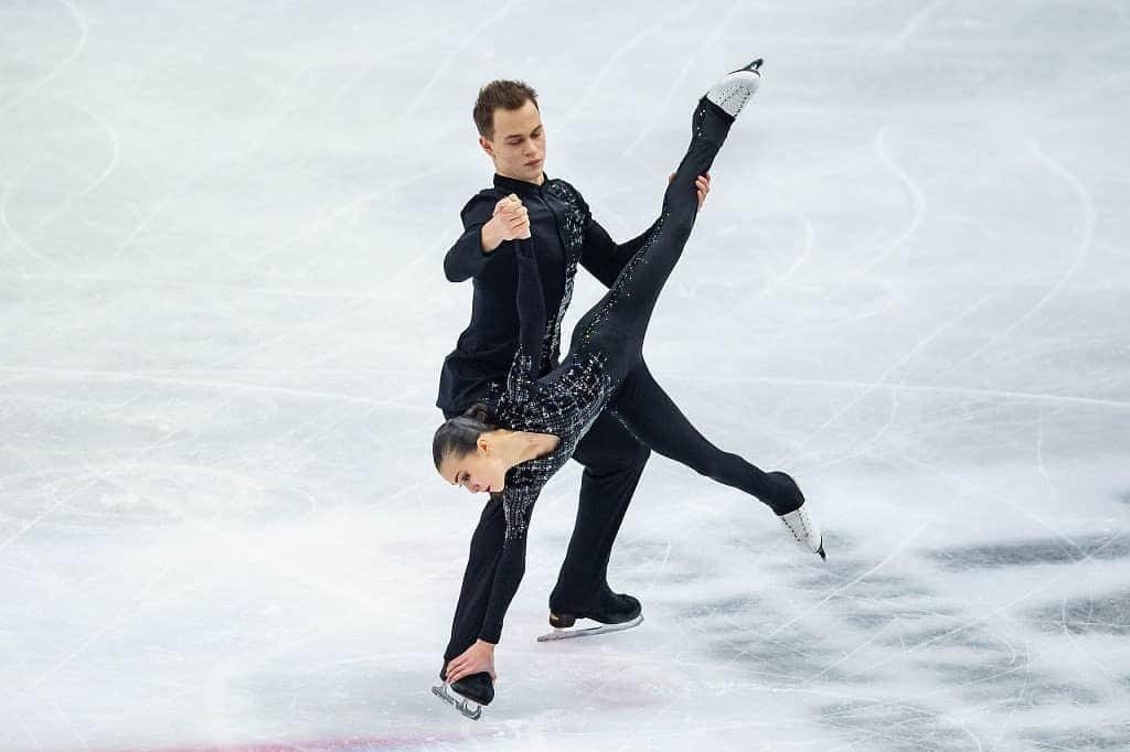 ISUグランプリシリーズさんのインスタグラム写真 - (ISUグランプリシリーズInstagram)「Check out some of the cool shots from the Junior Grand Prix Final! 📸 Which one is your fav?  #JGPFigure #FigureSkating 📸: @jmfotoz」12月11日 8時22分 - isufigureskating_x