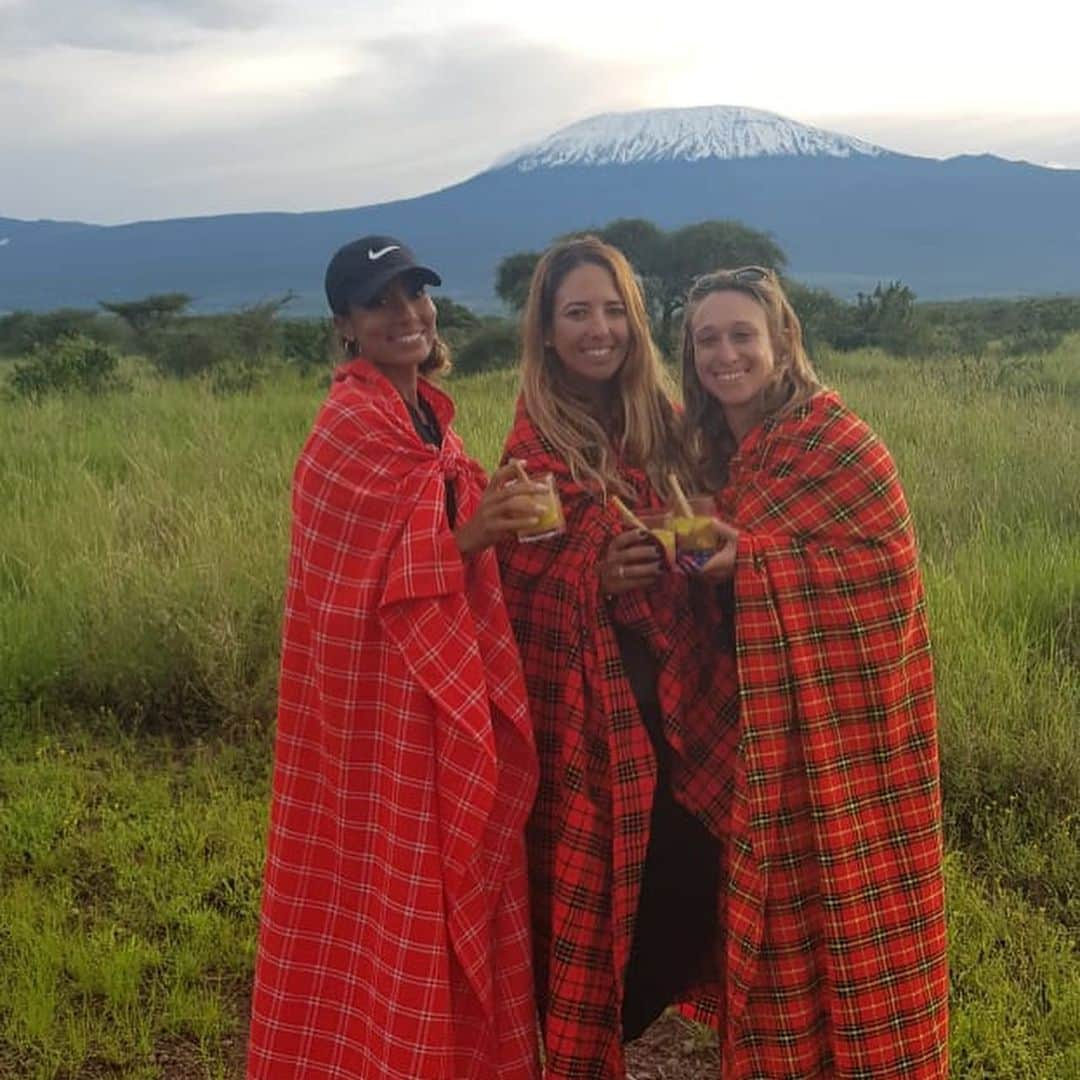 シャイエン・ウッズさんのインスタグラム写真 - (シャイエン・ウッズInstagram)「KENYA 🇰🇪 Thank you to @magicalkenya @kenyaladiesopen @letgolf for having me this week.  Such an amazing trip on and off the golf course.  I can’t wait to come back!」12月11日 9時05分 - cheyenne_woods