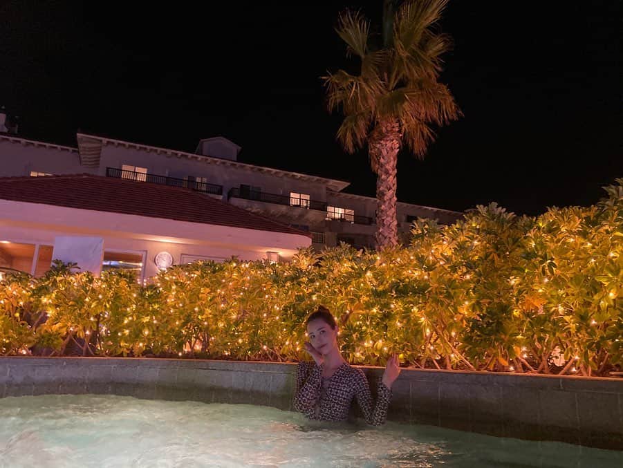 イ・ダヘさんのインスタグラム写真 - (イ・ダヘInstagram)「따땃~하니 온천이 안부럽구려 허허 #night#spa」12月11日 15時20分 - leedahey4eva