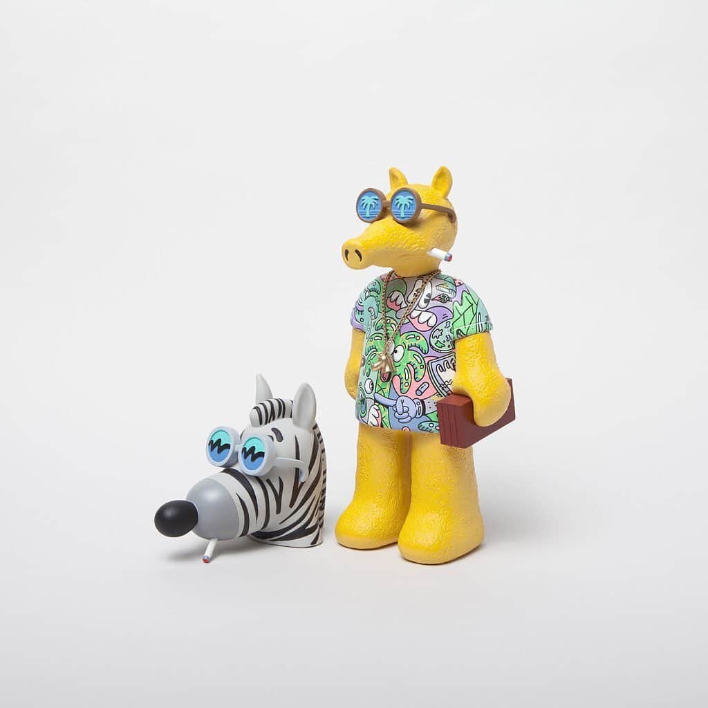 HYPEBEASTさんのインスタグラム写真 - (HYPEBEASTInstagram)「@hypebeastart: For this week’s installment: @s_harrington will release his commemorative 'Quasimoto' figure for @freddiegibbs and @madlib, @haroshi has joined forces with @karimoku_official to craft a colorful wooden BE@RBRICK, @meet_project launches collaborative sculptures with @kaerusensei, @ynhp and @grgallery_ny team up with @unique_board on 3D 'Rain or Shine' resin statues, and @jrpeditions drops a new lithograph by @kennyscharf entitled In 'The Beginning.' Click the link in our bio for full release details.」12月11日 12時26分 - hypebeast
