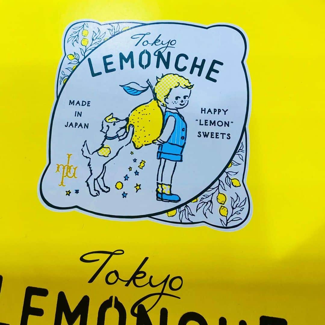 藤田朋子さんのインスタグラム写真 - (藤田朋子Instagram)「#tokyolemonche  #pacage #cute #suvenir #lemon #limitededition」12月11日 12時59分 - chiendormant
