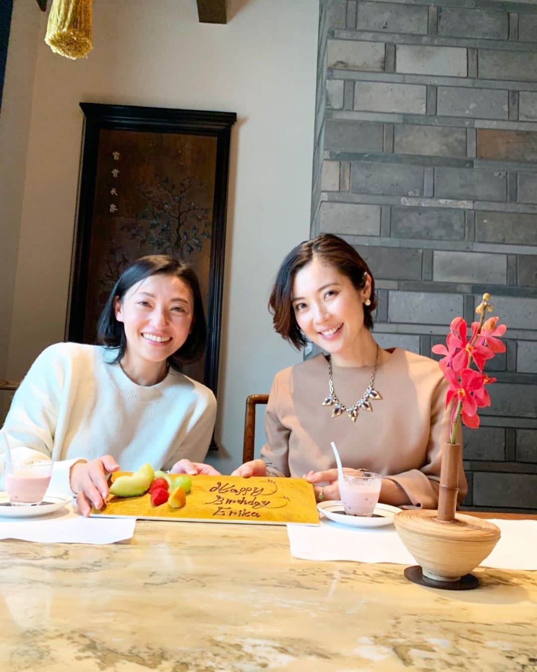 小川りかこのグルメインスタ