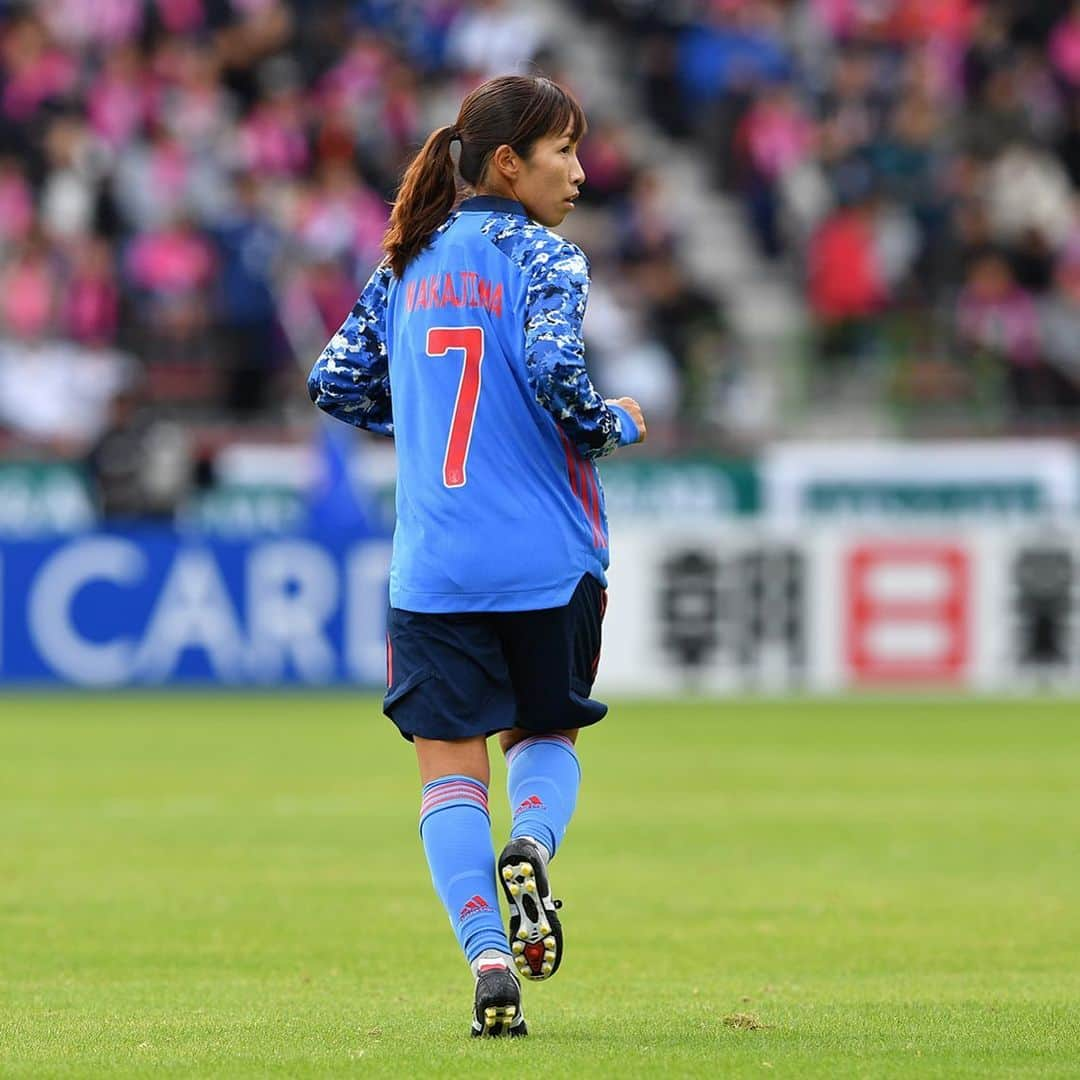 中島依美さんのインスタグラム写真 - (中島依美Instagram)「EAFF E-1サッカー選手権2019決勝大会﻿ ﻿ vsチャイニーズタイペイ﻿ ⚽️16:20 kick off﻿ 📺フジテレビ﻿ ﻿ @BUSAN ASIAD MAIN STADIUM﻿ ﻿ 応援よろしくお願いします！！」12月11日 13時34分 - eminakajima.7