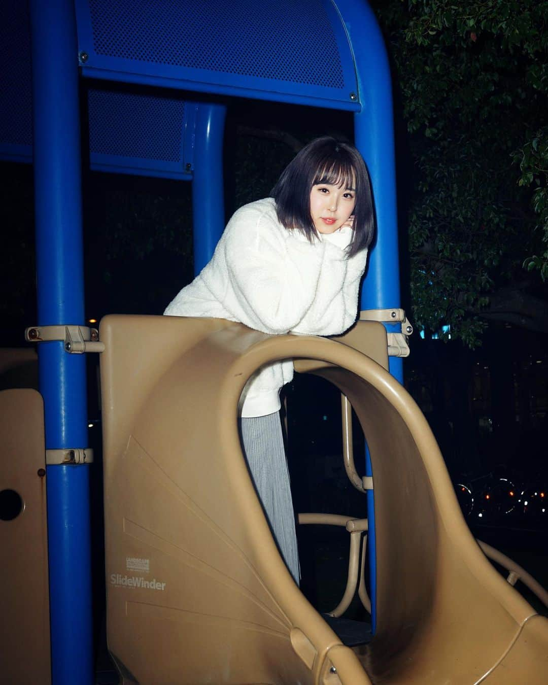 上田ミルキィさんのインスタグラム写真 - (上田ミルキィInstagram)「名古屋のエモエモ公園 #ポートレート #ポートレート撮影 #公園ポートレート  #グラドル #ムチムチ #撮影会 #グラビアアイドル #自撮り #撮影 #モデル #ぽちゃドル #ぽっちゃり女子 #셀카  #화보 #그라비아아이돌」12月11日 23時23分 - milky.ueda1023