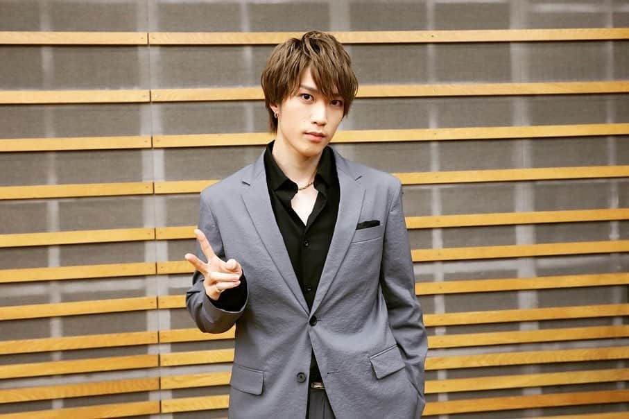 藤原樹さんのインスタグラム写真 - (藤原樹Instagram)「・ 『2019FNS歌謡祭 第2夜』 観て下さった皆さんありがとうございました✨✨ ・ #FNS歌謡祭 #THERAMPAGE #MovetheWorld #いつかのメリークリスマス」12月11日 23時50分 - itsuki_fujiwara_official