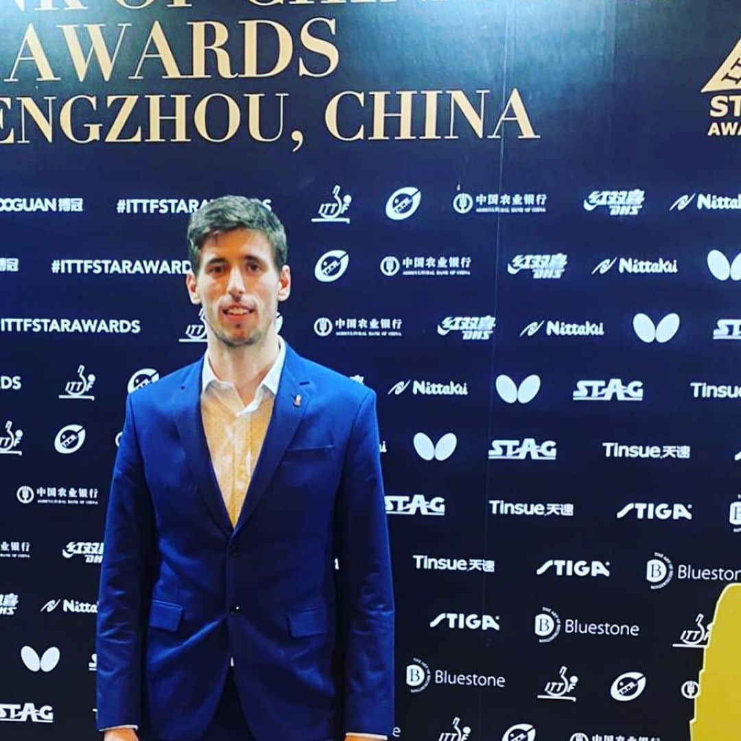 SZUDI Adamのインスタグラム：「It was nice to attend the Ittf Star Awards 😊🤵#ittf #ittfstarawards #suit #🇭🇺 #androtabletennis #grandfinals #zhengzhou」
