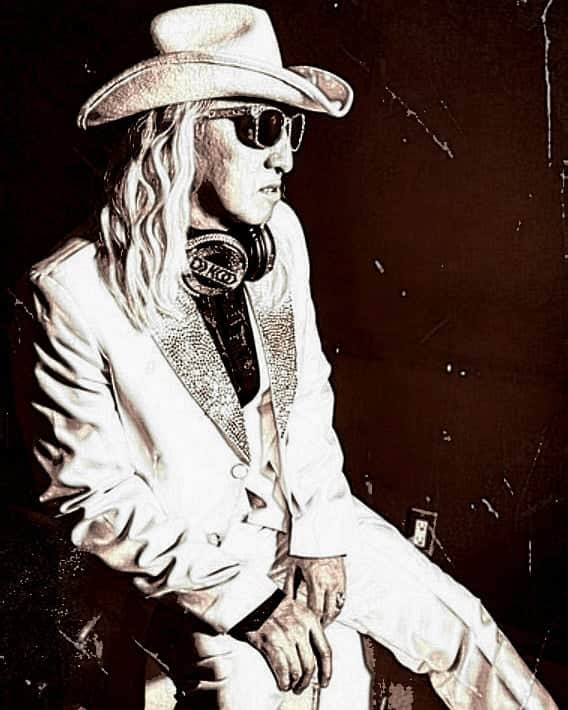 DJ KOOさんのインスタグラム写真 - (DJ KOOInstagram)「MUSIC VOICE アーティストバージョン！！(アーティストだけど！！) #musicvoice #DJKOO」12月11日 15時58分 - dj_koo1019