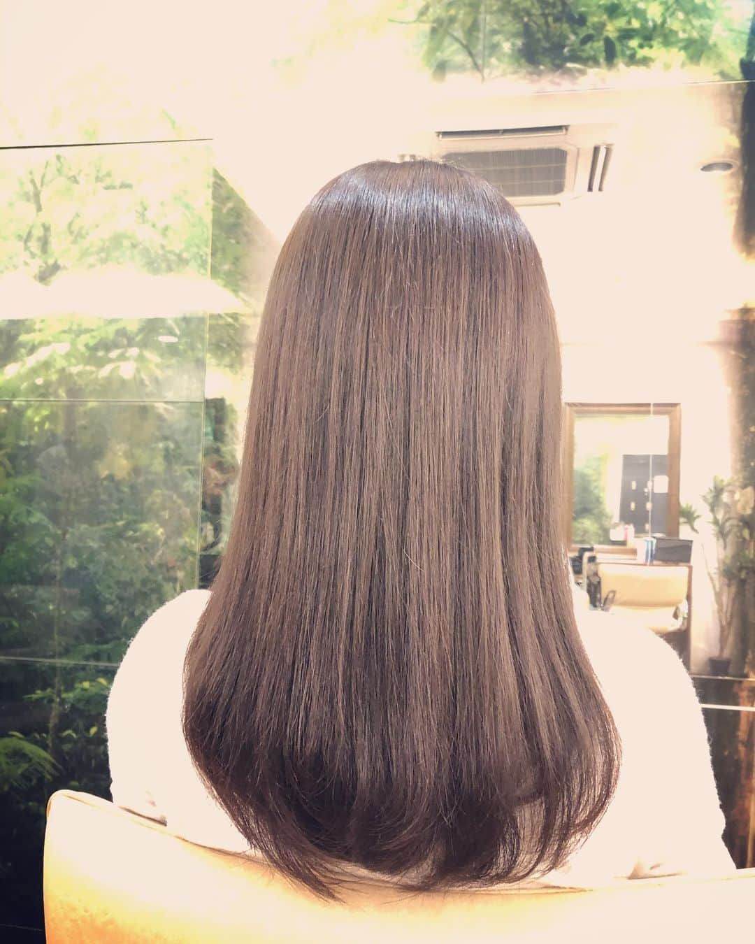 加藤響子さんのインスタグラム写真 - (加藤響子Instagram)「すごーい✨今までで一番髪が綺麗になった気がする🤩 #haircolor #コンブリアンス」12月11日 16時04分 - katokyooooooooo