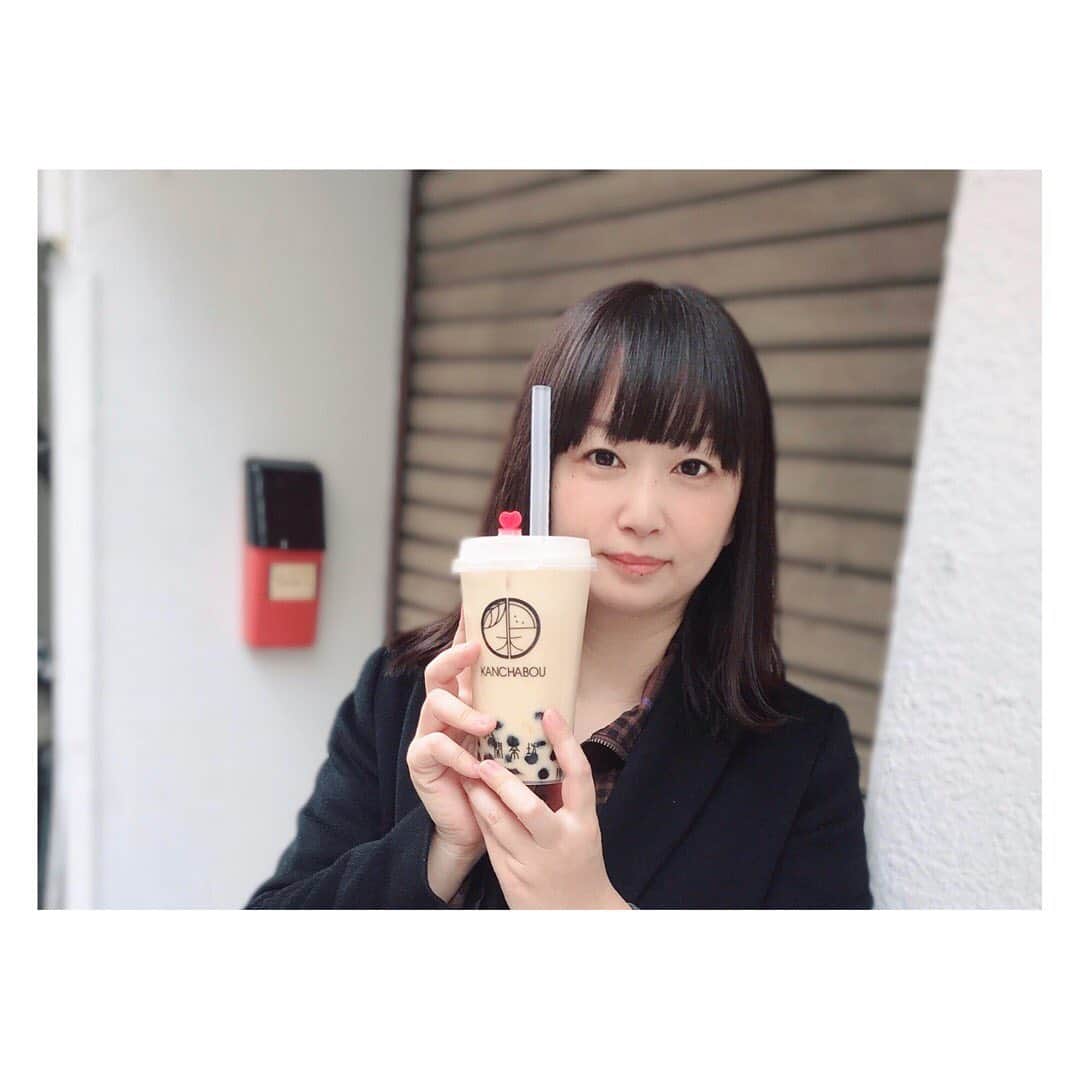 櫛引彩香のインスタグラム：「【タピオカデビュー】 はじめてのタピオカ。想像していたより美味しかった。全部食べてちゃんとゴミも捨てたからね。」