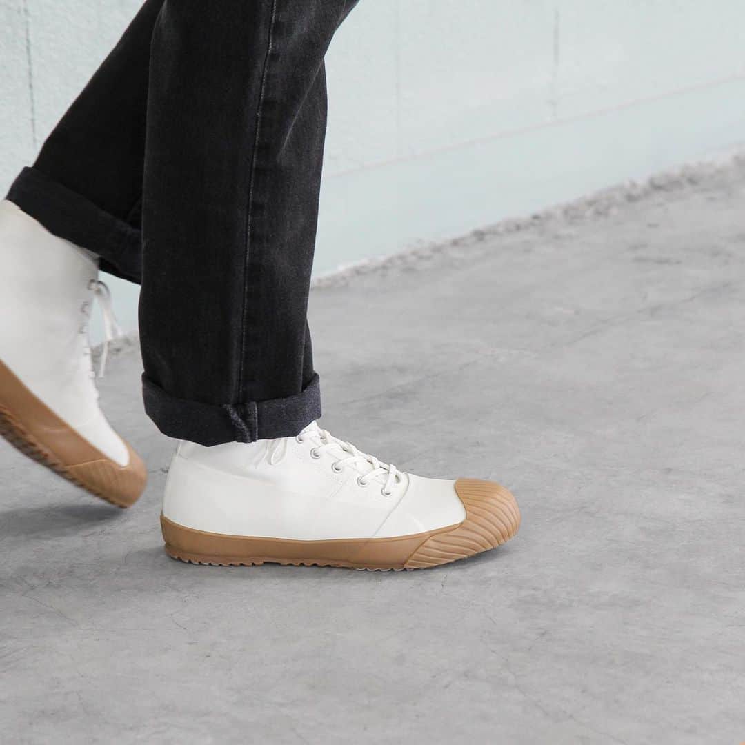 MOONSTARのインスタグラム：「ALWEATHER / WHITEGUM  #moonstarshoes #finevulcanized #alweather #madeinkurume」