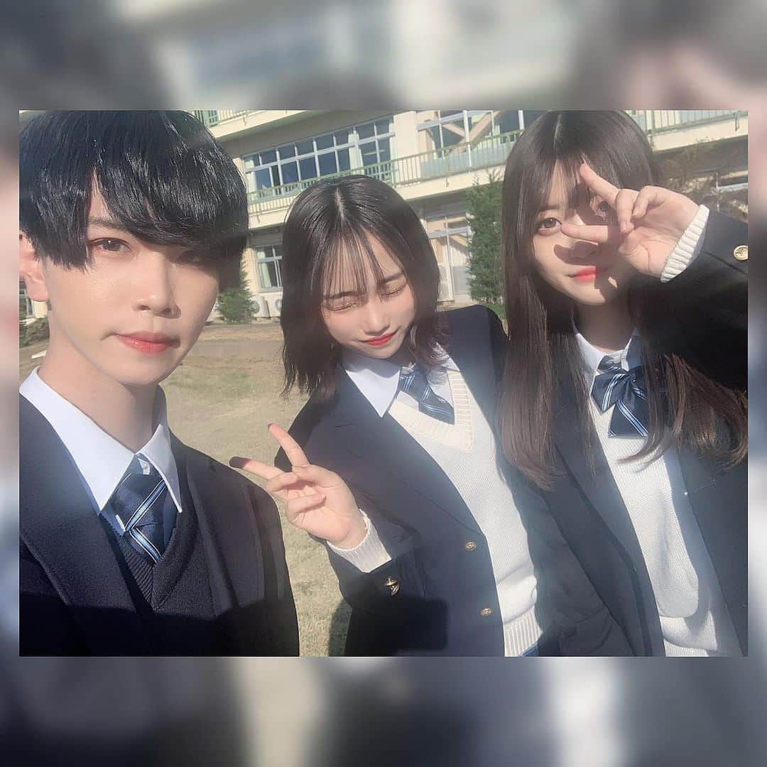 ゆうぴーまんさんのインスタグラム写真 - (ゆうぴーまんInstagram)「SoftBank学割CMに出演させていただきました！🏫🎒🎓📔目を凝らして見てみるとどこかに隠れています👁制服久々に着れて嬉しかった！#SoftBank学割 #青春放題 #PR」12月11日 18時20分 - yu_u_sb