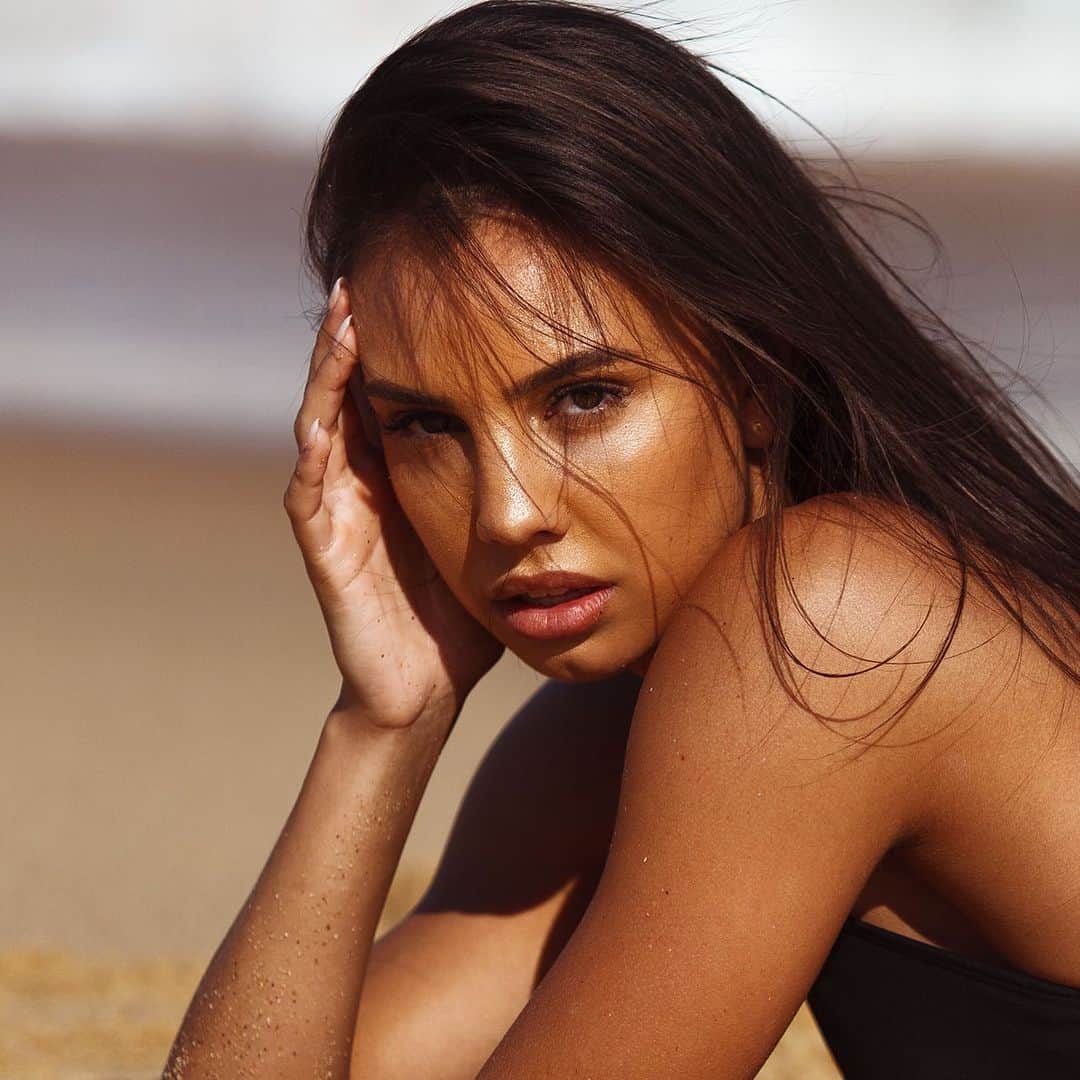 テイレイハ・クラークのインスタグラム：「Just added something exciting to my website.  Check it out and I’ll love you forever 🥰 link in bio」
