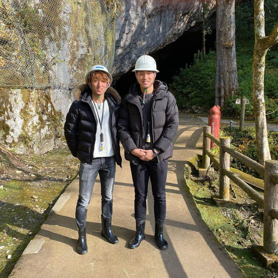 川井歩さんのインスタグラム写真 - (川井歩Instagram)「ともちんが来たよ。 山口の魅力を存分に伝えておきました。帰る頃には完全に山口色に染まっていました！笑 #山口最高ー　#おいでませ山口 #MVPはおばあちゃん👵」12月11日 21時09分 - s.h.ayumu8