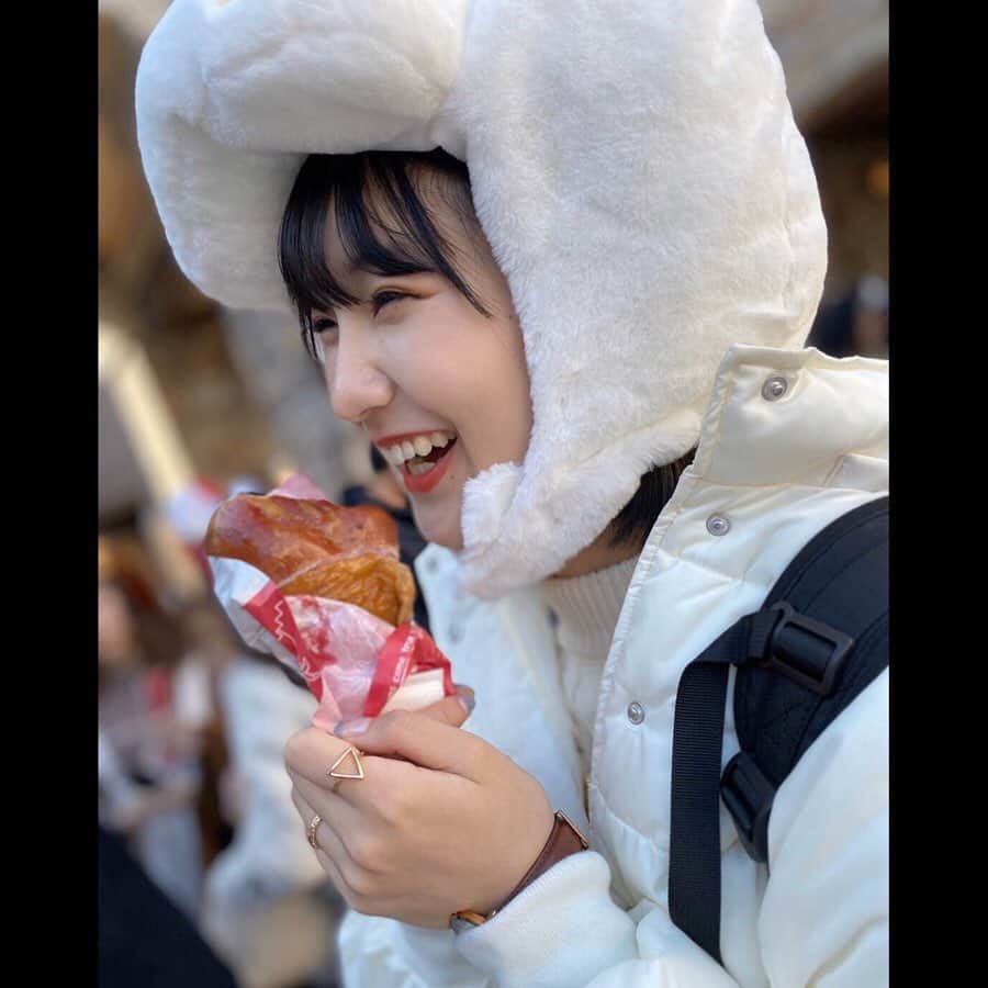 小貫莉奈さんのインスタグラム写真 - (小貫莉奈Instagram)「. この前、友達とディズニーに行ってきました🏰💓 食べてばっかり、、笑」12月11日 21時19分 - rina_onuki0529