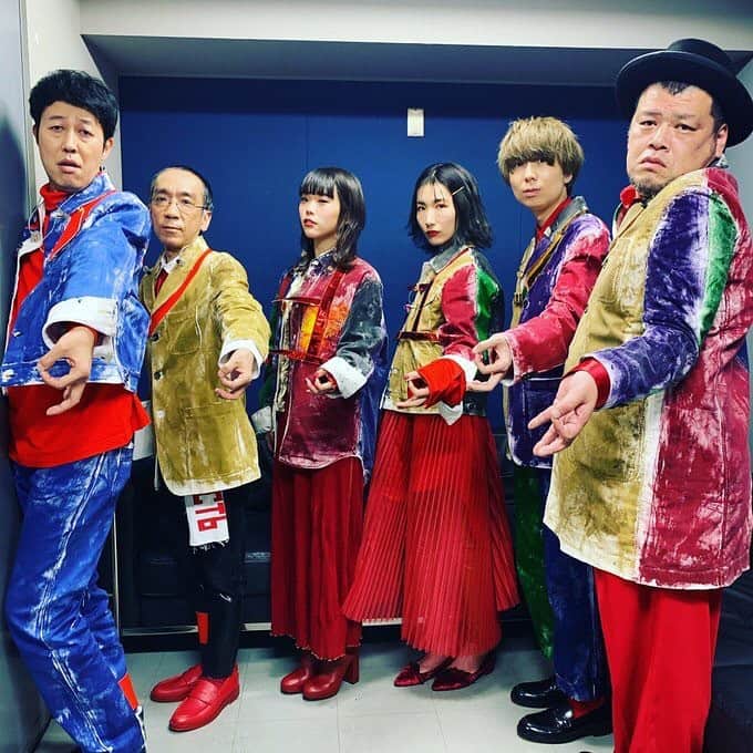 中嶋イッキュウのインスタグラム：「FNS歌謡祭 今年はアイナちゃんと一緒で倍嬉しい」