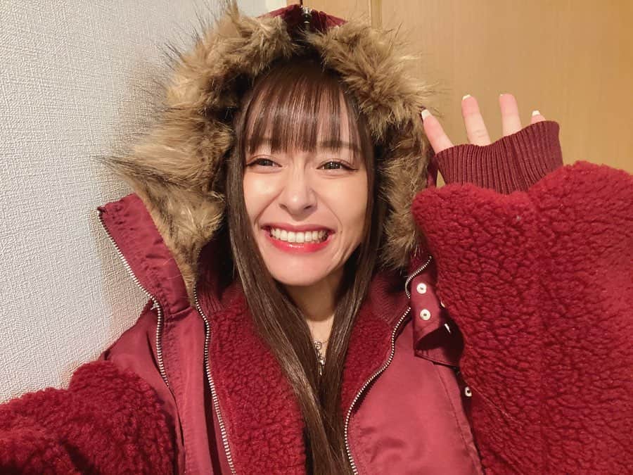 歩乃華（ほのらん）のインスタグラム：「やああああ！！ . . . 南青山HAABビューティークリニックいってきた！ ２回目！ @haab_official SNSとかで結構話題の HAABにしか権利のない人参注射をしてきた！ 二重顎に！wwwwww 筋トレとか食事制限だけで 取られへんような脂肪にも効果あるらしい！ ダウンタイムなしで 顔だけじゃなく太ももとかお腹にも打てるらしい！ 気になったら行ってみてね！❤️ メンズも可能 @haab_homme 名古屋院・大阪院でもできるよ @haab_nagoya @dream_x_haab」