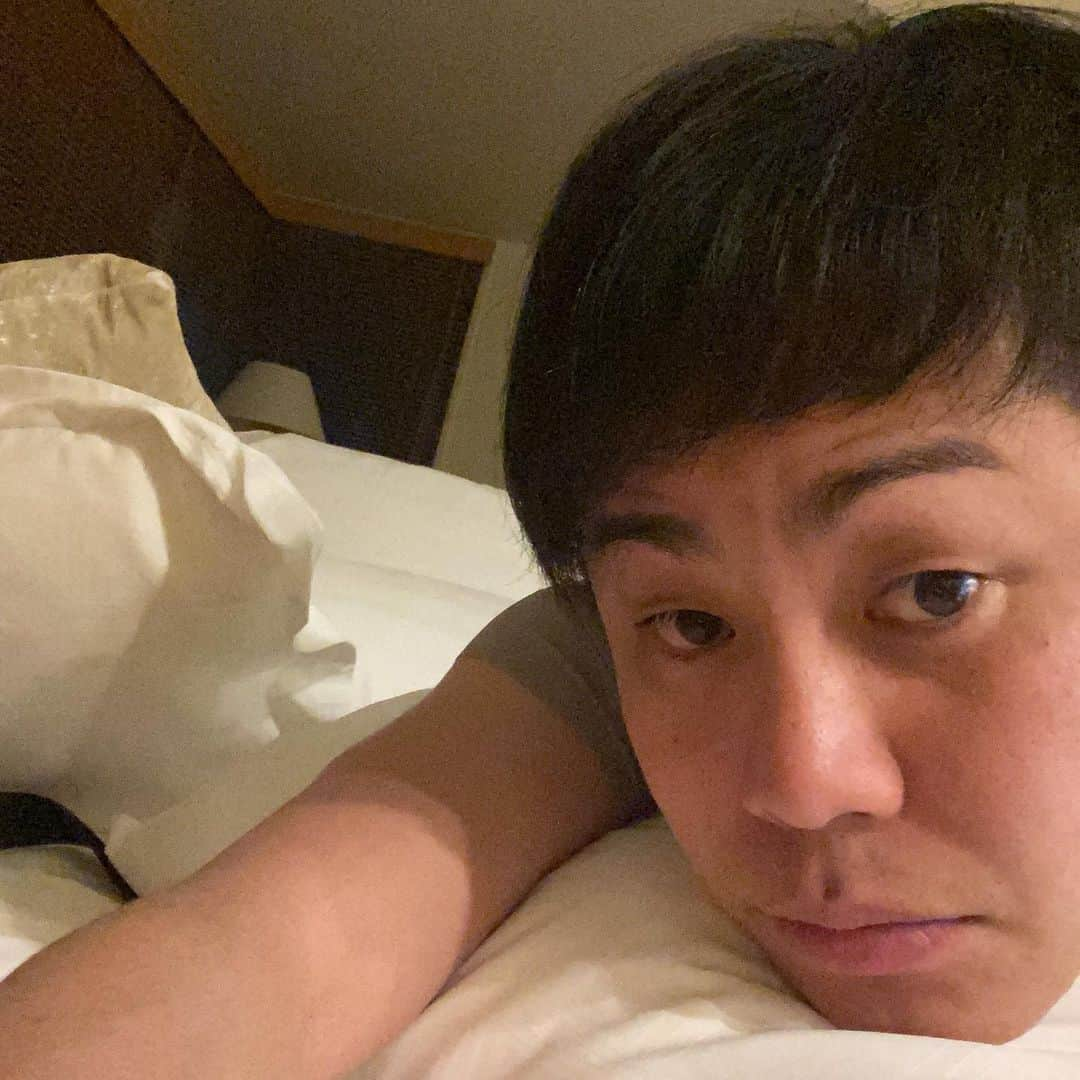 井上裕介さんのインスタグラム写真 - (井上裕介Instagram)「おはようございます😃 今日も、お仕事頑張ります。  #NONSTYLE #ノンスタイル  #井上 #自撮り #ポジティブ #ナルシスト #どうだ #イケメン #だろ！？」12月12日 9時18分 - nonyusuke