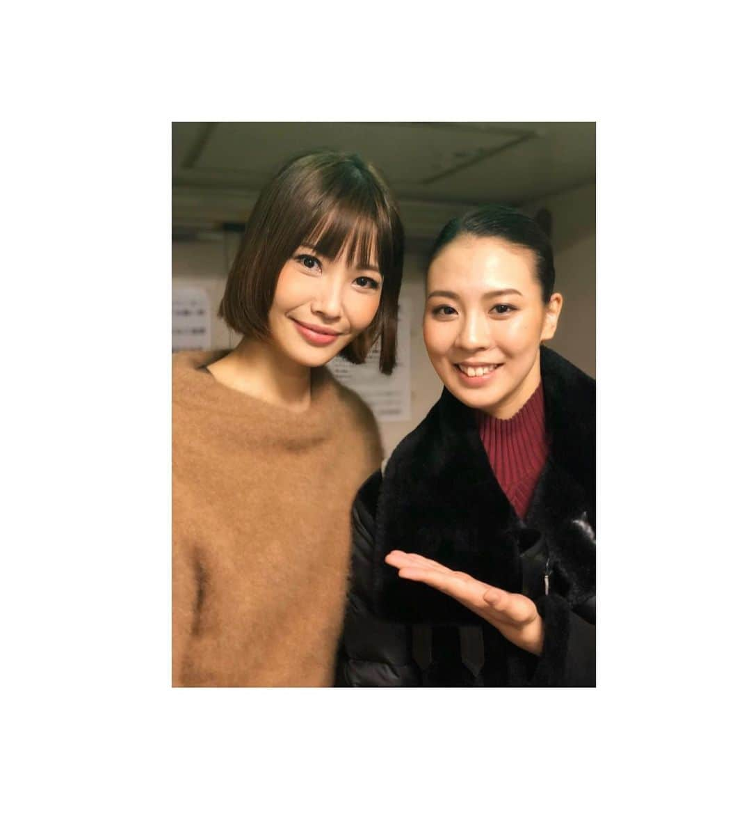 矢吹世奈さんのインスタグラム写真 - (矢吹世奈Instagram)「・ 舞台「終わらない世界」観劇しました😊 感想はブログで💁‍♀️ とにかく楽しかったぁー😆💓💓 いつお会いしても めちゃくちゃ優しいれなさん✨ お写真撮っていただきました☺️💕 #終わらない世界#舞台#博品館劇場 #緒月遠麻 さん#田野聖子 さん#十碧れいや さん#花陽みく さん#藤田奈那 さん」12月12日 0時52分 - sena_yabuki